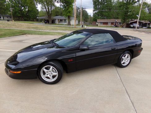 Used 1997 Chevrolet Camaro SS w/ SS Alteration Pkg image 40