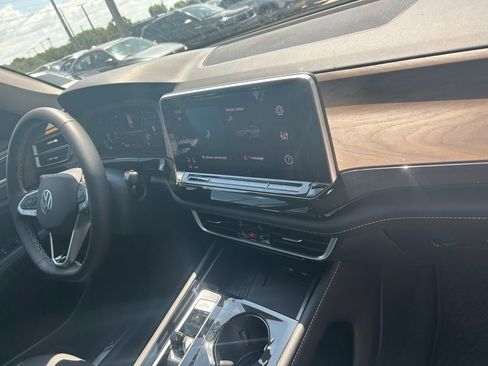 New 2026 Volkswagen Atlas SE FWD image 34