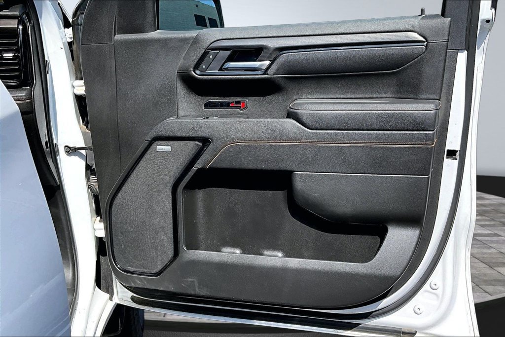 Used 2025 GMC Sierra 1500 AT4 AWD/4WD image 11