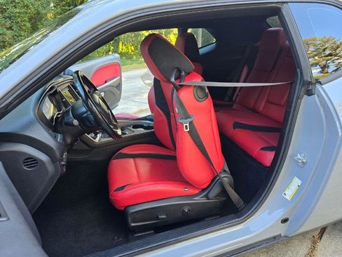 Used 2021 Dodge Challenger SXT AWD/4WD image 26