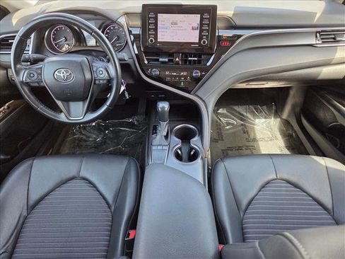 Used 2024 Toyota Camry SE FWD image 16