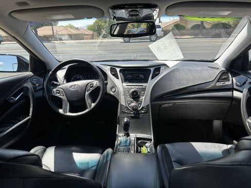 Used 2013 Hyundai Azera w/ Technology Pkg FWD image 17