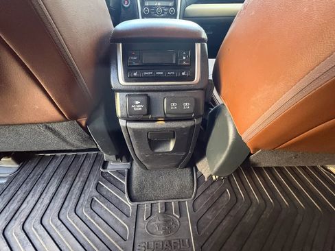 Used 2019 Subaru Ascent Touring w/ Popular Package #3 AWD/4WD image 24