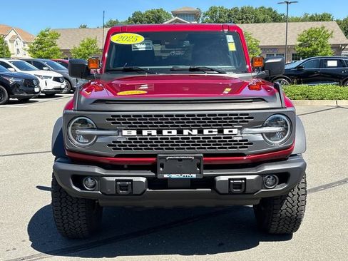 Used 2025 Ford Bronco Badlands w/ Sasquatch Package AWD/4WD image 6