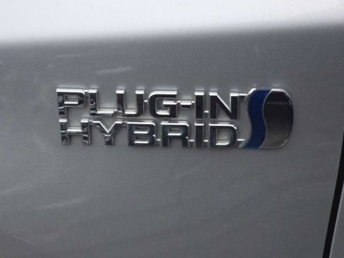 Used 2013 Toyota Prius Prime Plug-In Hybrid FWD image 5