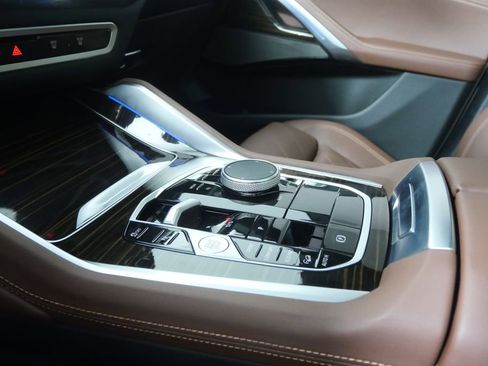 Used 2025 BMW X6 xDrive40i image 23