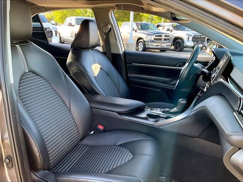 Used 2024 Toyota Camry SE w/ Audio Upgrade Package FWD image 8