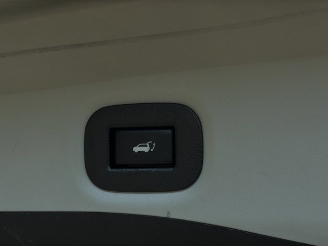 Used 2019 Nissan Rogue SL w/ Premium Package FWD image 41