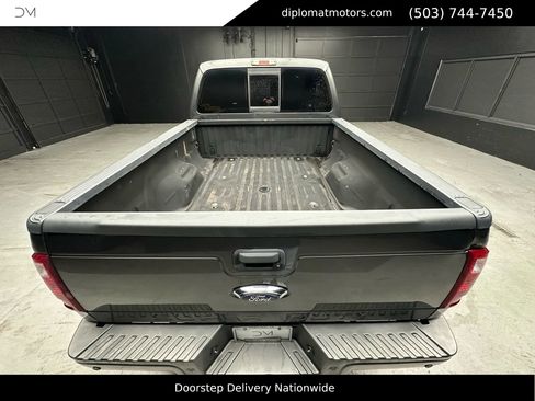 Used 2016 Ford F250 Lariat w/ Lariat Interior Package image 41