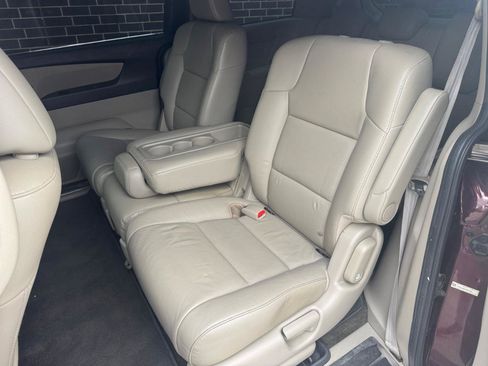 Used 2015 Honda Odyssey EX-L image 6