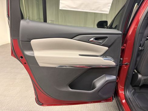 New 2026 Chevrolet Traverse LT image 23