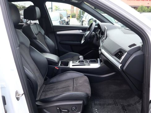Used 2018 Audi SQ5 Premium Plus AWD/4WD image 9