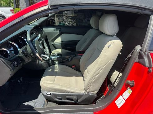 Used 2014 Ford Mustang Convertible w/ Equipment Group 102A RWD image 11