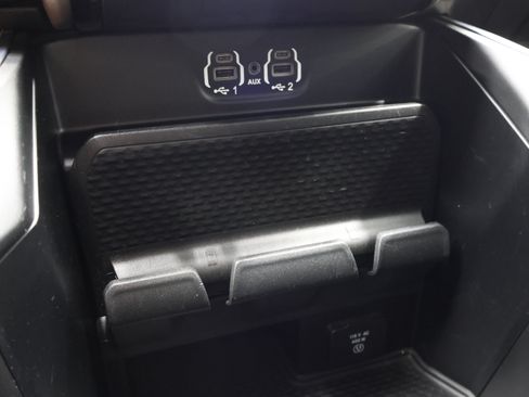 Used 2024 RAM 2500 Laramie AWD/4WD image 42