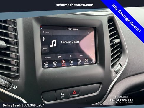Used 2020 Jeep Cherokee Latitude Plus FWD image 20
