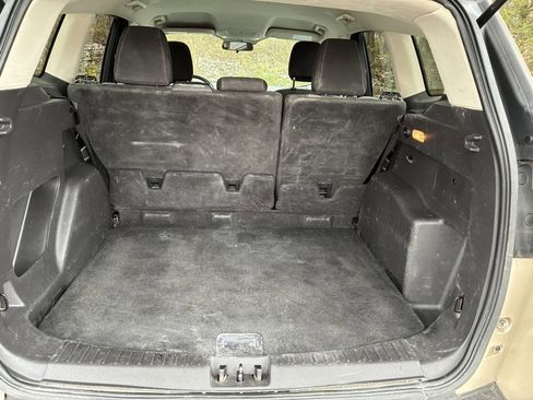 Used 2018 Ford Escape SE image 16