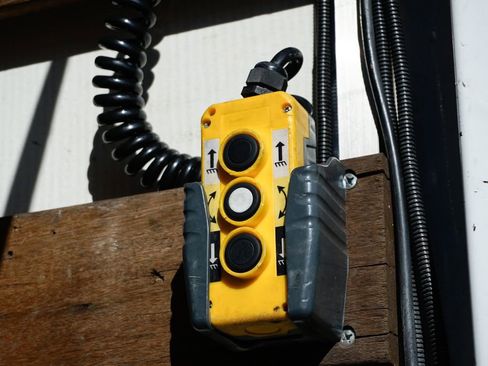 Used 2016 Ford F650 2WD Crew Cab Super Duty image 13