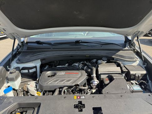 Used 2020 Hyundai Santa Fe SEL FWD image 20