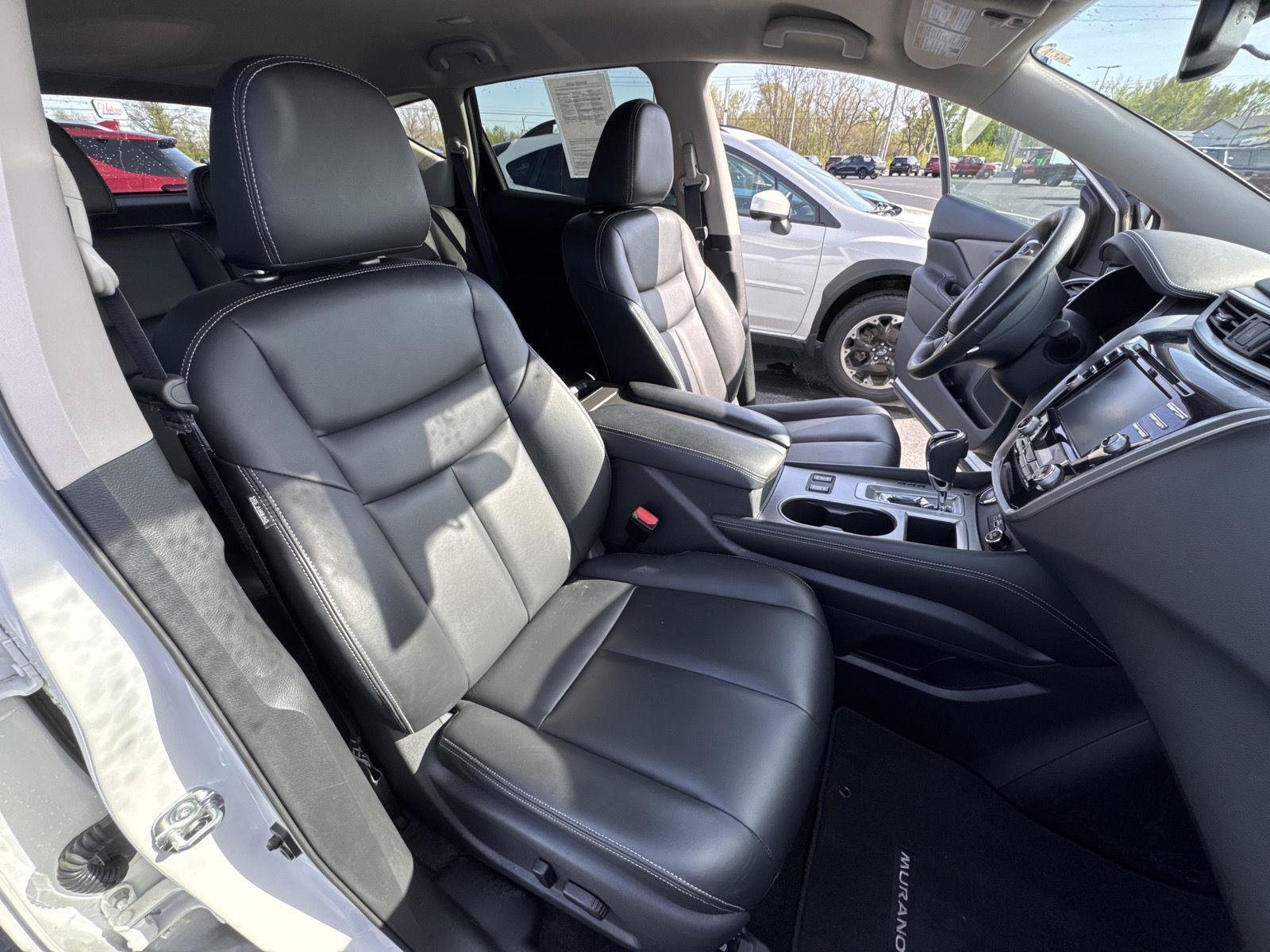 Used 2024 Nissan Murano SV FWD image 16
