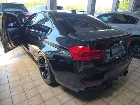 Used 2017 BMW M3 RWD image 3