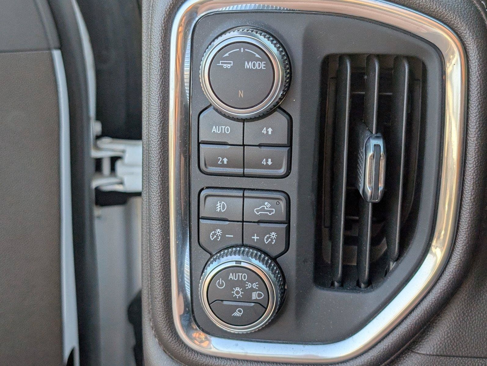 Used 2021 GMC Sierra 1500 SLT w/ SLT Premium Plus Package AWD/4WD image 31