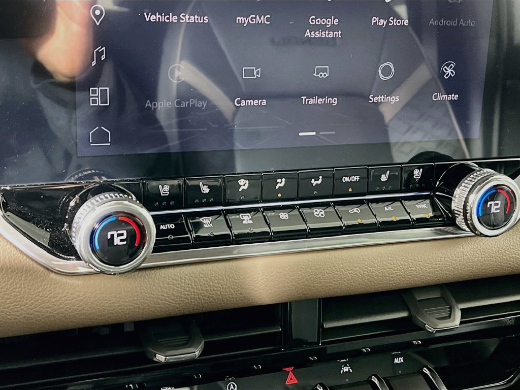 New 2026 GMC Canyon Denali AWD/4WD image 13