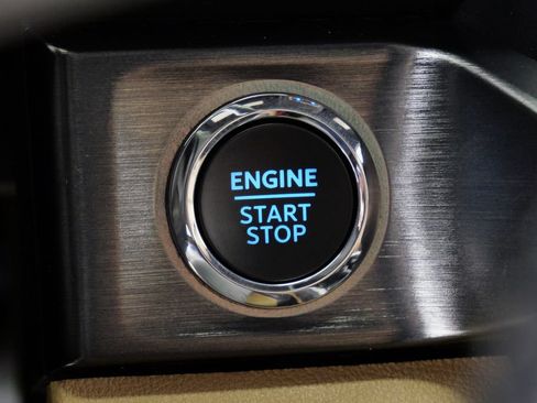 Used 2023 Ford F250 Lariat w/ Chrome Package AWD/4WD image 29