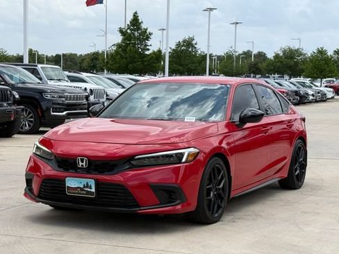 Used 2023 Honda Civic Sport image 8