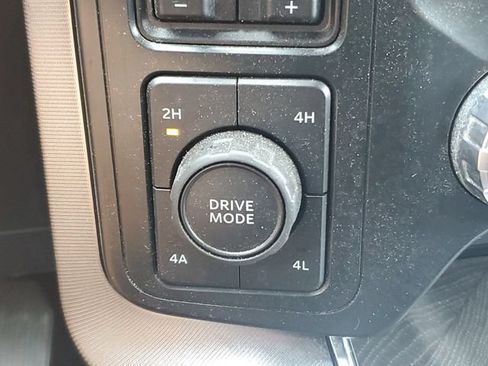 Used 2022 Ford F150 Platinum AWD/4WD image 30