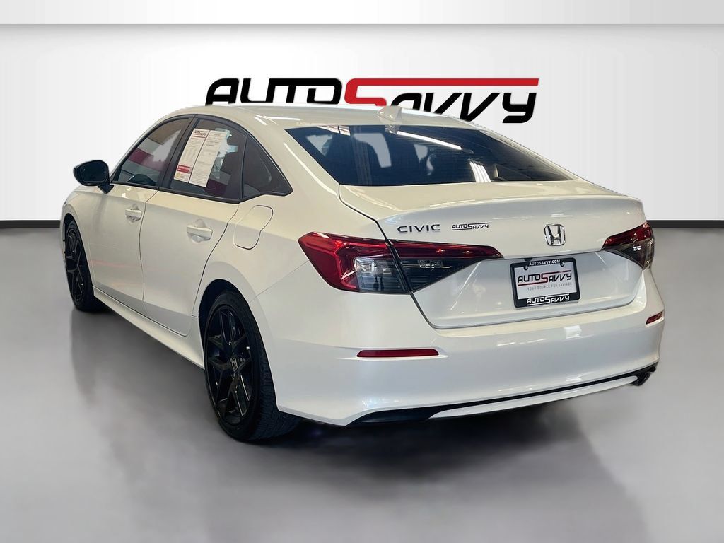 Used 2025 Honda Civic Sport image 5
