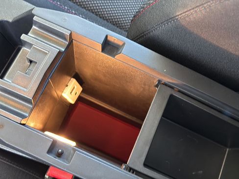 Used 2016 Chevrolet Equinox LT w/ Convenience Package image 27