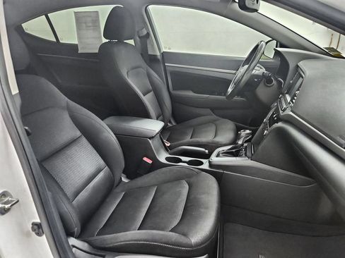 Used 2018 Hyundai Elantra Value Edition FWD image 35