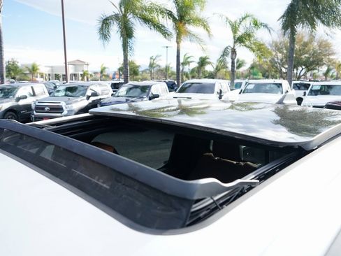 Used 2022 RAM 1500 Limited w/ Body Color Bumper Group image 25