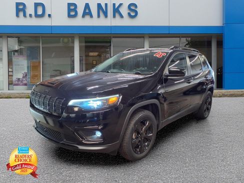 Used 2021 Jeep Cherokee Latitude Plus AWD/4WD image 1