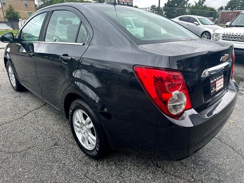 Used 2015 Chevrolet Sonic LT image 5