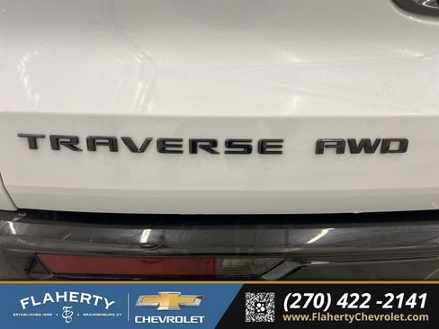 Used 2026 Chevrolet Traverse RS w/ LPO, Floor Liner Package AWD/4WD image 17