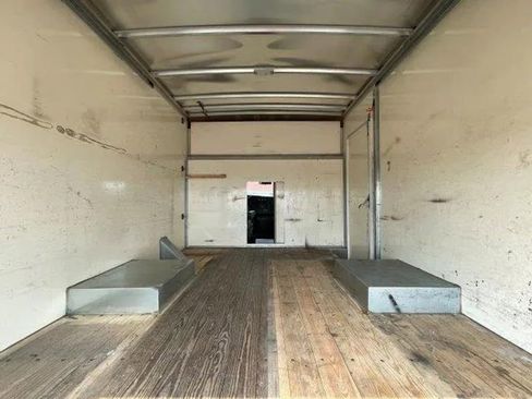 Used 2020 Chevrolet Express 3500 w/ Power Convenience Package image 14