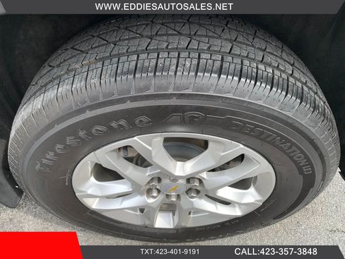 Used 2020 Chevrolet Traverse LS AWD/4WD image 32