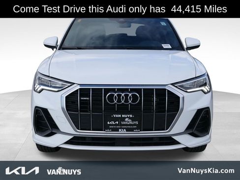 Used 2024 Audi Q3 2.0T Premium image 8