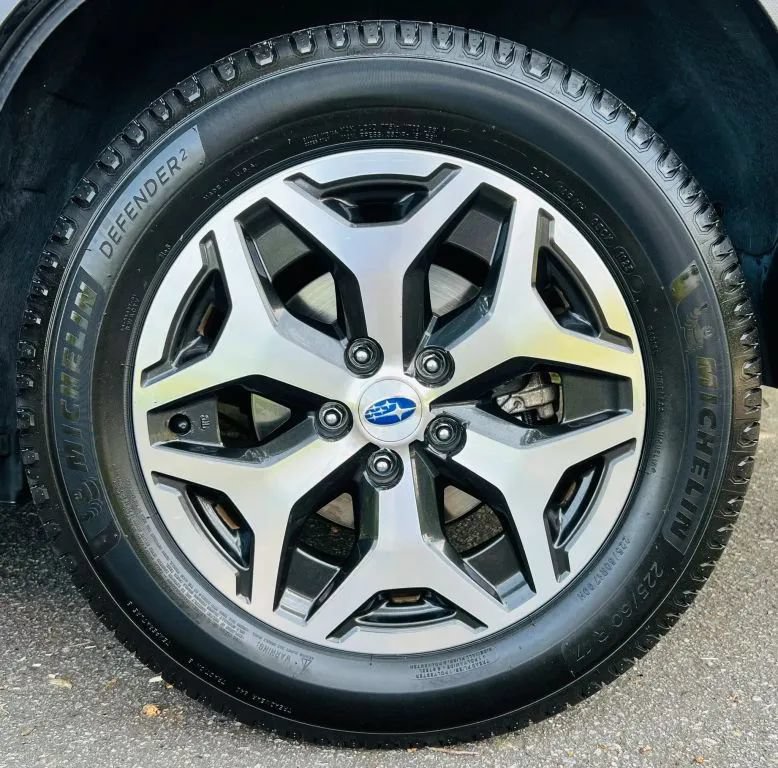 Used 2020 Subaru Forester Premium AWD/4WD image 28