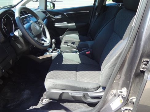 Used 2017 Honda Fit LX image 9