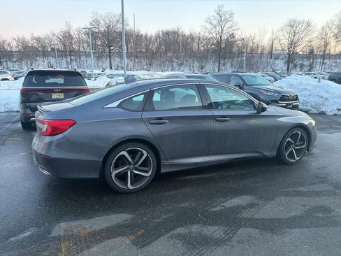 Used 2020 Honda Accord Sport image 9