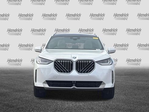 Used 2025 BMW X3 xDrive30i w/ Premium Package image 10