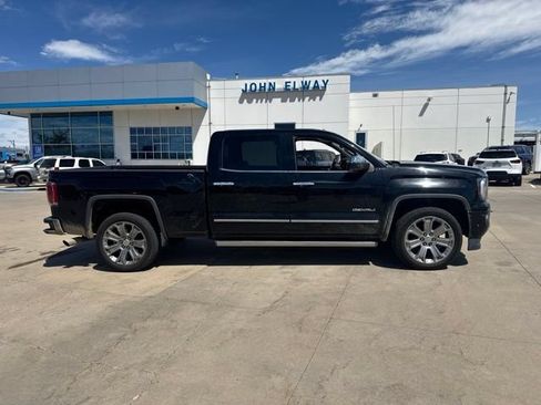 Used 2017 GMC Sierra 1500 Denali w/ Denali Ultimate Package AWD/4WD image 4