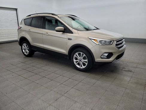 Used 2017 Ford Escape SE w/ Equipment Group 201A AWD/4WD image 11