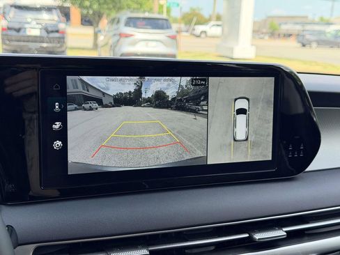 Used 2025 Hyundai Palisade XRT AWD/4WD image 4