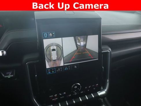 Used 2025 GMC Yukon Elevation w/ Technology Package AWD/4WD image 26