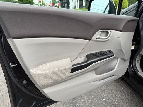 Used 2012 Honda Civic LX image 9