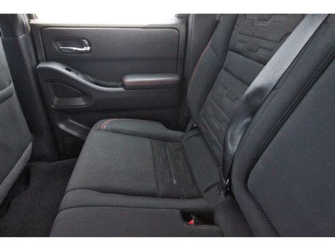 Certified 2025 Nissan Frontier PRO-4X w/ Pro Convenience Package AWD/4WD image 15