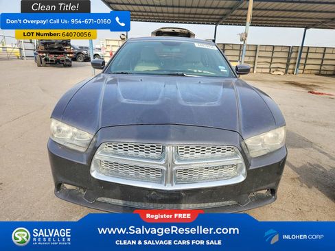 Used 2014 Dodge Charger SE RWD image 7